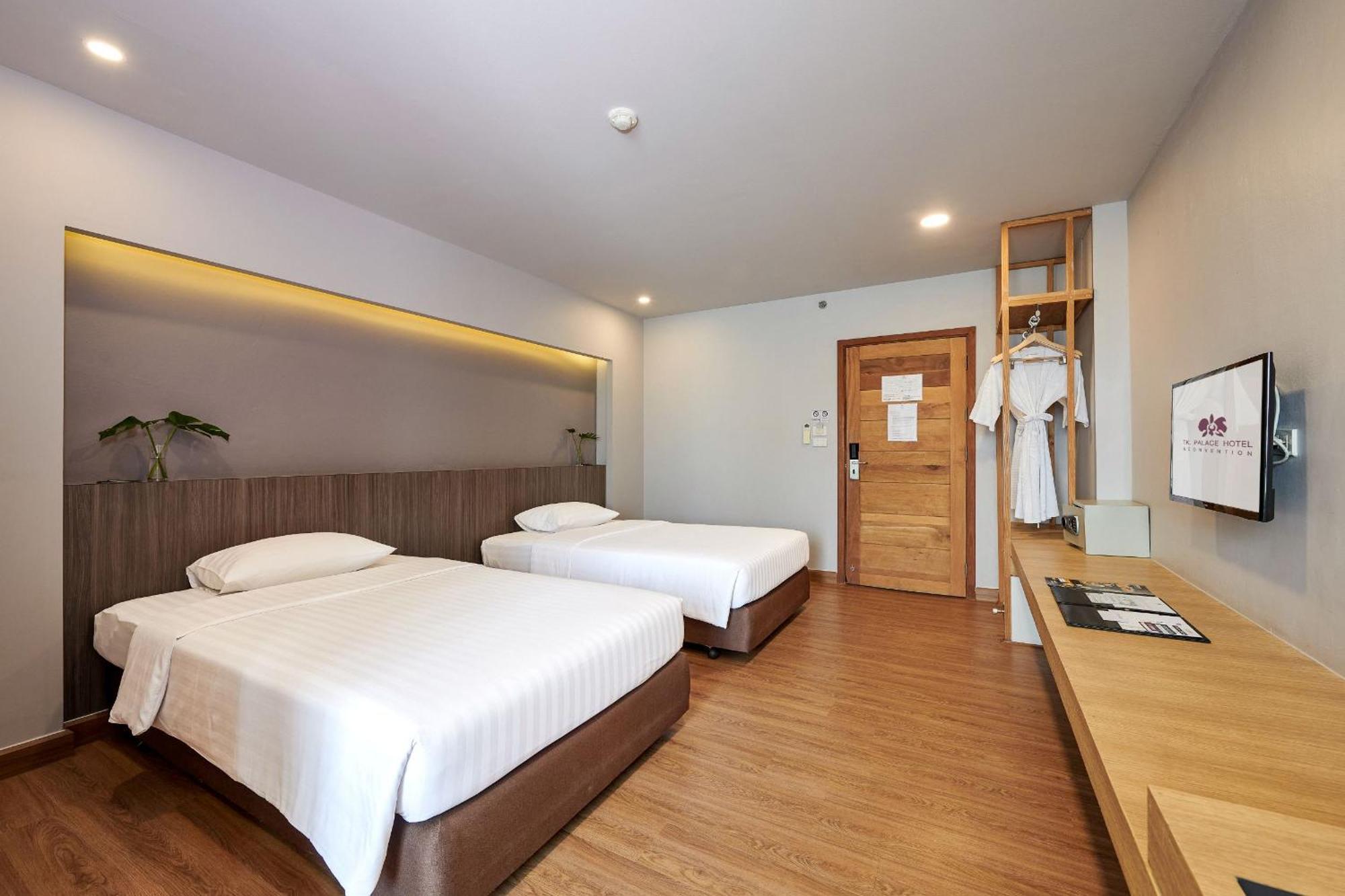 Tk Palace Hotel & Convention Bangkok Ngoại thất bức ảnh