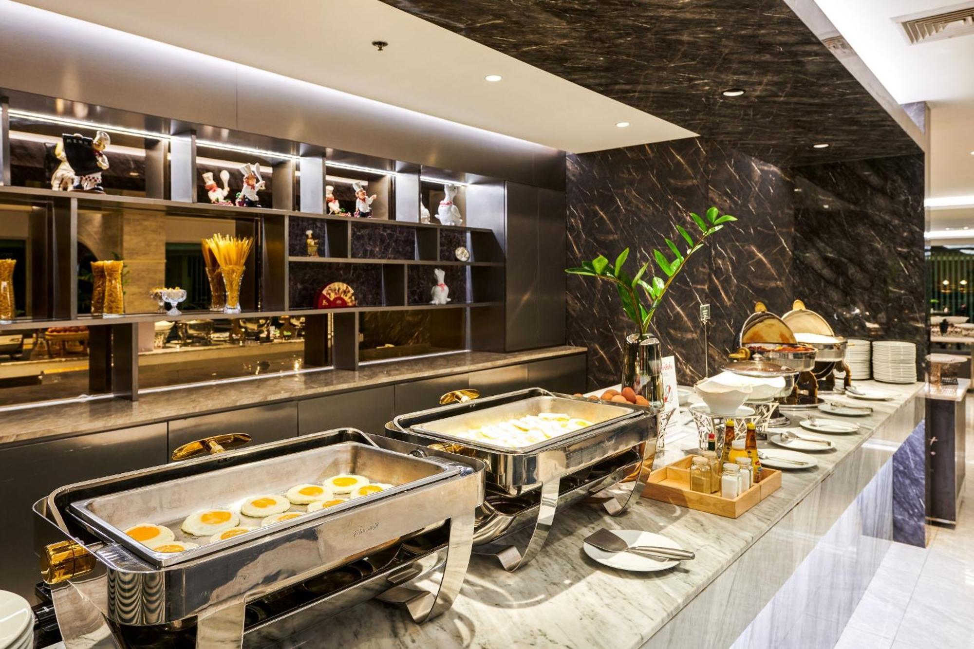 Tk Palace Hotel & Convention Bangkok Ngoại thất bức ảnh