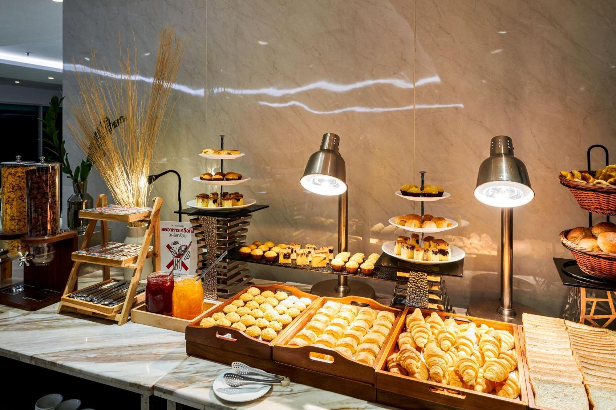 Tk Palace Hotel & Convention Bangkok Ngoại thất bức ảnh